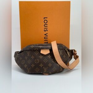 Louis Vuitton Monogram Canvas  Belt Bag